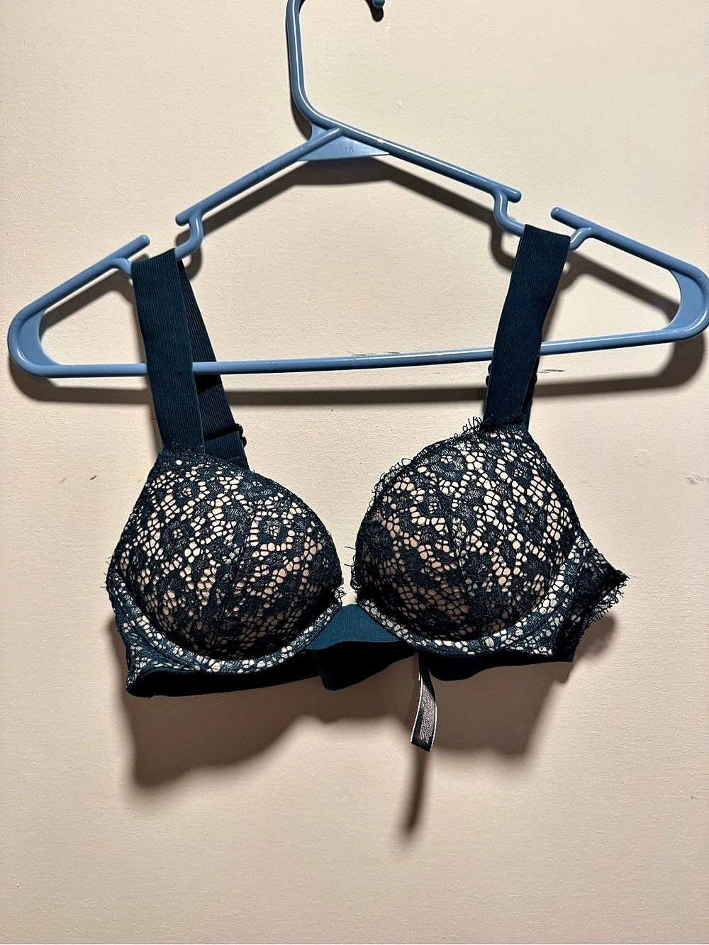 Victoria's Secret Very Sexy Push-Up Bra Lace Blue 32B